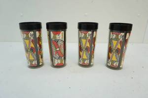 lot 123 image: Card cups