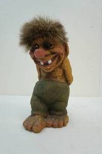 lot 128 image: Troll statue