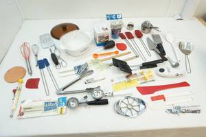 lot 168 image: Kitchenware