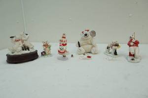 lot 216 image: Coca-Cola bears