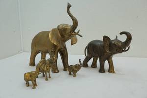 lot 230 image: Brass elephants