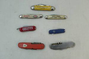 lot 239 image: Pocket Knives