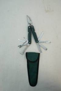lot 241 image: Multitool