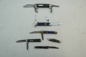 lot 242 image: Knives