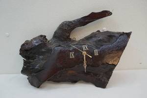 lot 247 image: Clock