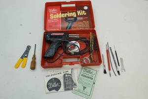 lot 293 image: soldering kit