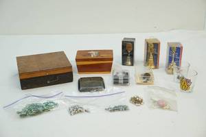 lot 338 image: bell collection