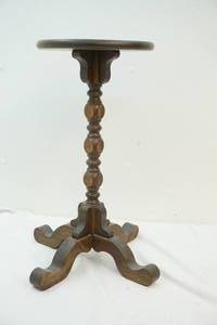 lot 367 image: wooden end table