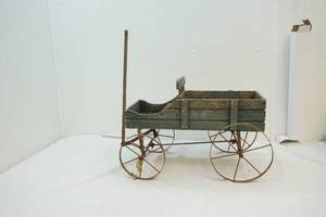 lot 374 image: vintage wagon