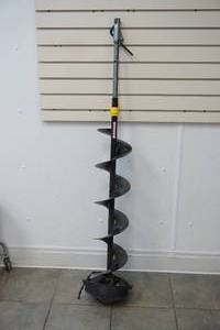 lot 391 image: ice auger