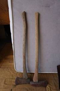 lot 398 image: axe, maul