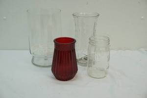 lot 327 image: vases and jars