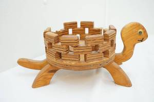 lot 311 image: Turtle dcor