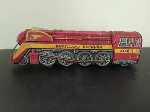 lot 3 image: Overland Express Tin Train Engine
