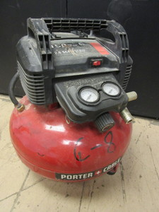 lot 707 image: PORTER-CABLE 6-GALLON AIR COMPRESSOR, 150 PSI