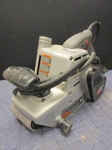lot 746 image: PORTER-CABLE VARIABLE BELT SANDER