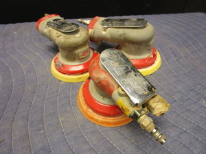 lot 751 image: 3M RANDOM ORBITAL SANDERS
