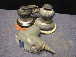 lot 752 image: 5 ORBITAL SANDERS, PALM AIR HAMMER