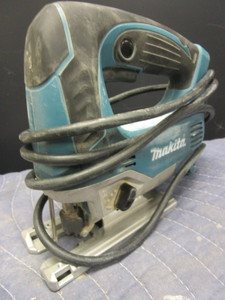 lot 755 image: MAKITA JIG SAW