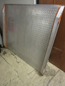 lot 700 image: DOCK PLATE