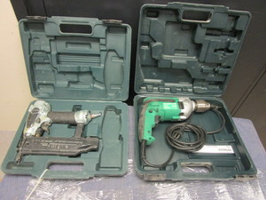 lot 773 image: HITACHI DRILL, BRAD NAILER