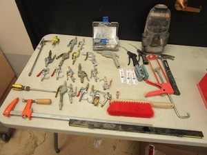 lot 799 image: KREG JIG KIT, TOUGH-BUILT MAGNETIC TOOL POUCH, MAGNETIC TOOL HOLDER, AIR BLASTERS, MORE