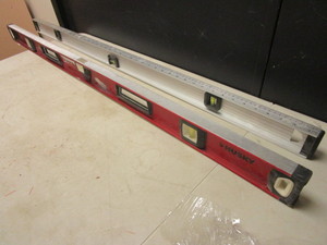 lot 807 image: HUSKY 48 LEVELS
