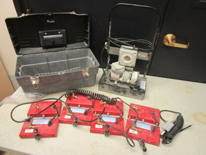 lot 811 image: PINSKE EDGE SEAM CLAMP W PUMP