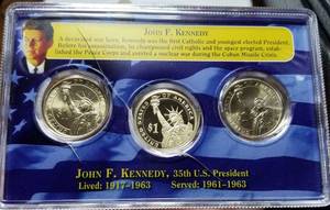 US PRESIDENTIAL DOLLAR 3 COIN SET WITH PROOF JFK SERIES