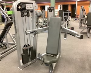 lot 18 image: Shoulder Press