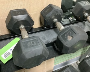 lot 147 image: 40 Lb Dumbbells, Qty 2