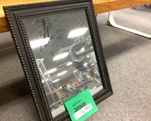 lot 283 image: 20x16 inch Mirror