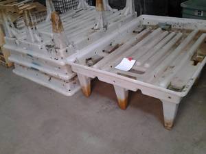 lot 2 image: 4 Heavy duty industrial grade plast...