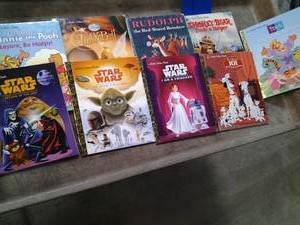 lot 37 image: Stack of Vintage Collectible Little...