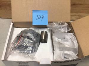 Speakman The Edge Square Universal Valve Trim with mounting Hardware CPT-1300-UNI-BN See Pictures