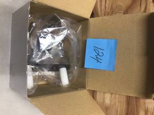 Lavatory Faucet chrome finish 3 holes model UF08043C See Pictures