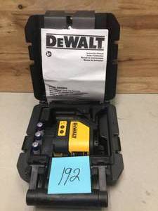Dewalt 165 Range  50 m  Self Leveling Cross Line Laser (review all pictures)