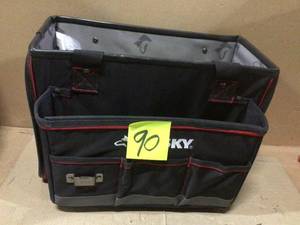 lot 90 image: Husky Tool carrier see pictures