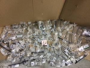 BIG MIX LOT OF GLIDERITE  KNOB HARDWARE costumer returns varios sizes colors and conditions