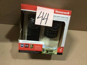 Oil Rubbed Bronze Keypad Electronic Knob Entry Door Lock by Honeywell in good conditions
