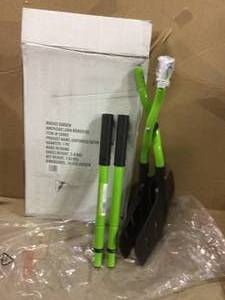 Gator Grabber 37 in. Fiberglass Leaf Clean-Up Tool not used
