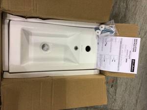 Swiss Madison Voltaire White Wall-mount Rectangular Bathroom Sink with Overflow Drain (10-in x 19.5-in) review all pictures&nbsp