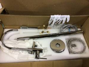 1-Handle Freestanding Floor Mount Roman Tub Faucet Bathtub Filler with Hand Shower in Chrome by AKDY review all pictures&nbsp&nbsp