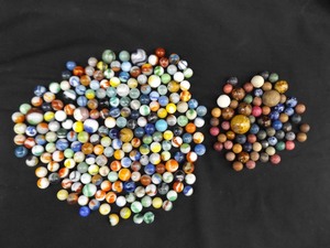 Lot of Antique and Vintage Bennington, Lutz, etc. Marbles