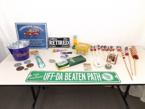 Large Lot of Misc. Retirement, Golf, etc. Novelty Items