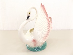 Vintage 1956 Maddux Swan Lamp