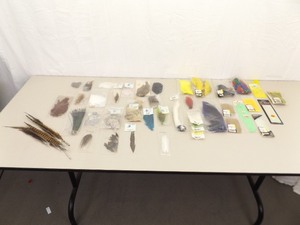 Lot of Genuine Foul Feathers and Dyed Feathers for Fly Fish Lures&nbsp