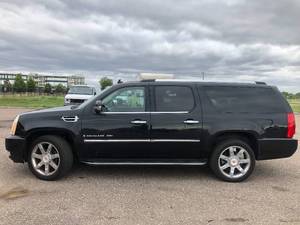 2008 Cadillac Escalade ESV - FULLY LOADED