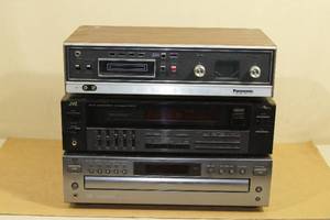 Vintage Home Audio - JVC Receiver, Panasonic 8-Track Player