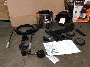 16 Gal. 6.5-Peak HP Stainless Steel WetDry Shop Vac with Fine Dust Filter, 7 ft. Hose, 10 ft. Pro Hose and Accessories by RIDGID (new) review all pictures